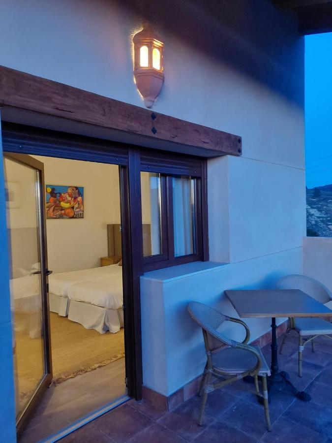 El Balcon De La Vega Hotel Pareja Buitenkant foto